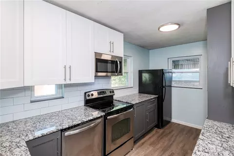 Kitchen - 2529 Oakley Ave, Kettering, OH 45419 photo 1 of 3