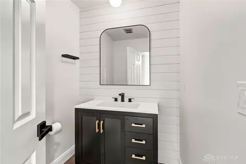 Bath - 483 Timberlea Trl, Kettering, OH 45429 photo 1 of 7