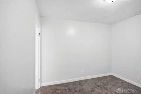 Bedroom - 2812 White Oak Dr, Dayton, OH 45420 photo 6 of 10