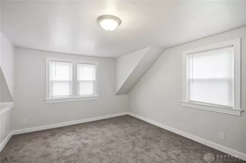 Bedroom - 2812 White Oak Dr, Dayton, OH 45420 photo 10 of 10
