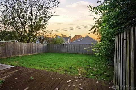 Exterior - 2812 White Oak Dr, Dayton, OH 45420 photo 3 of 10
