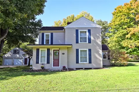 6575 Dog Leg Rd, Dayton, OH 45414