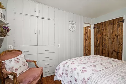 Bedroom - 4690 S Tecumseh Rd, Springfield, OH 45502 photo 9 of 14