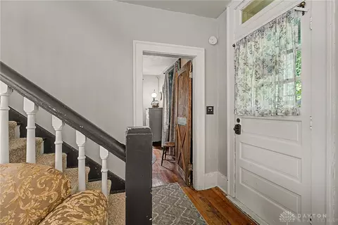 Entry Way - 4690 S Tecumseh Rd, Springfield, OH 45502 photo 1 of 7