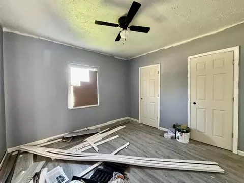 Bedroom - 123 Trenton Pl, Springfield, OH 45504 photo 4 of 10