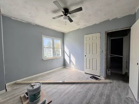 Bedroom - 123 Trenton Pl, Springfield, OH 45504 photo 5 of 10