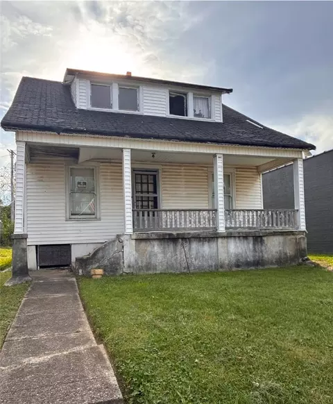 721 Watervliet Ave, Dayton, OH 45420