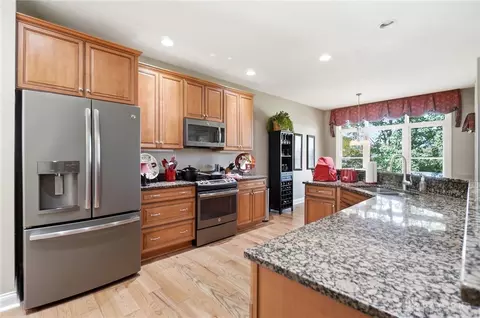 Kitchen - 837 Eagle Run Dr, Centerville, OH 45458 photo 1 of 5