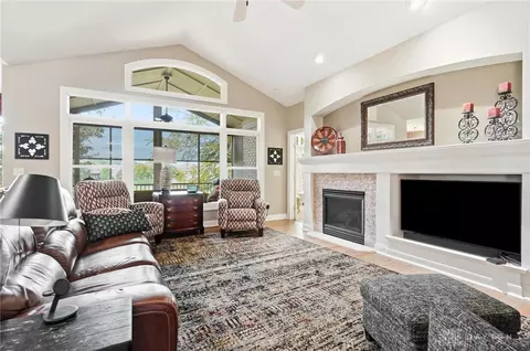 Living - 837 Eagle Run Dr, Centerville, OH 45458 photo 1 of 4