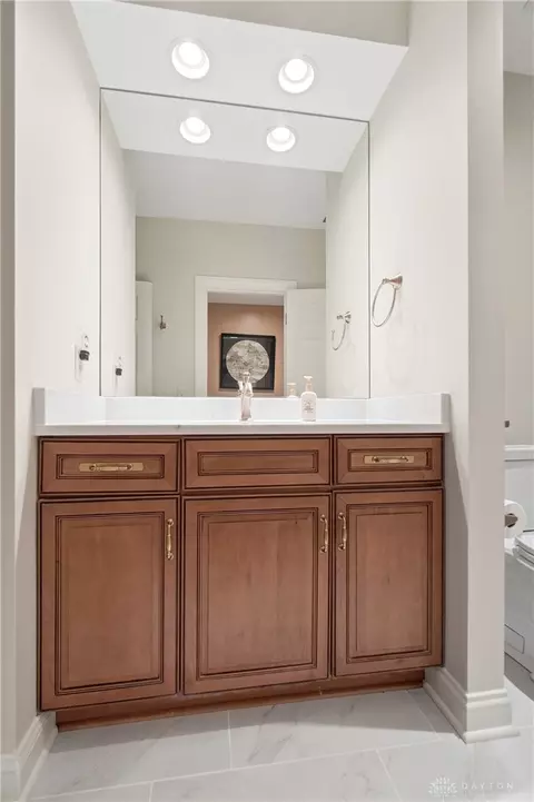 Bath - 837 Eagle Run Dr, Centerville, OH 45458 photo 8 of 12