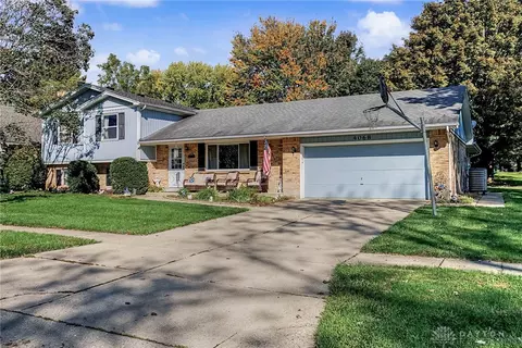 4068 Possum Run Rd, Dayton, OH 45440
