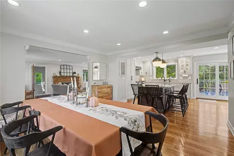 Dining - 860 Greenhouse Dr, Kettering, OH 45419 photo 3 of 3