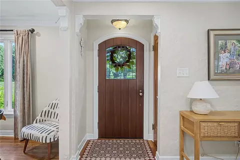 Entry Way - 860 Greenhouse Dr, Kettering, OH 45419 photo 1 of 6