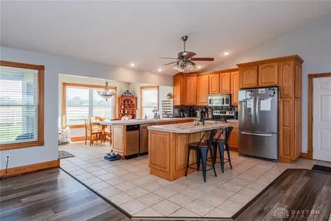 Kitchen - 5782 Whispering Wind Dr, Springfield, OH 45504 photo 1 of 5