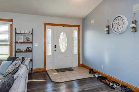 Entry Way - 5782 Whispering Wind Dr, Springfield, OH 45504 photo 1 of 4