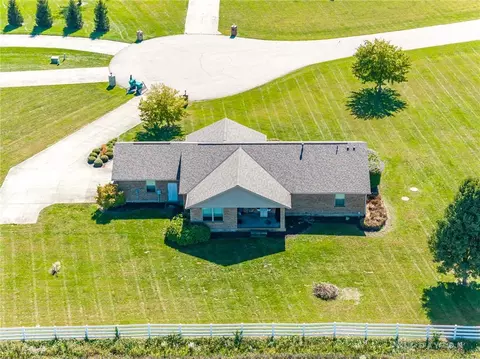 View/Area - 5782 Whispering Wind Dr, Springfield, OH 45504 photo 7 of 15