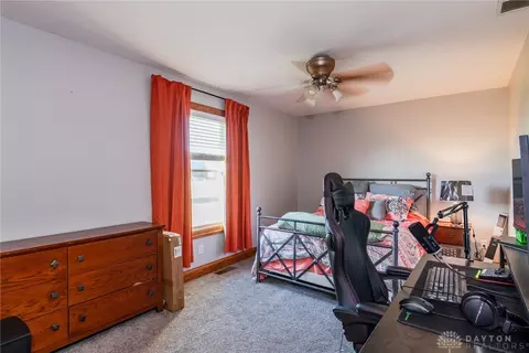 Bedroom - 5782 Whispering Wind Dr, Springfield, OH 45504 photo 3 of 4