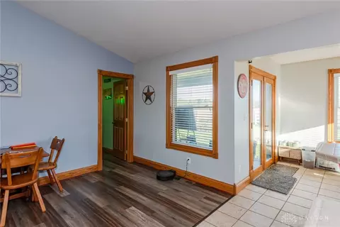 Entry Way - 5782 Whispering Wind Dr, Springfield, OH 45504 photo 4 of 4