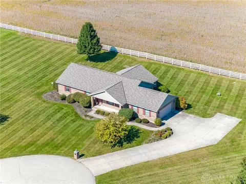 View/Area - 5782 Whispering Wind Dr, Springfield, OH 45504 photo 11 of 15