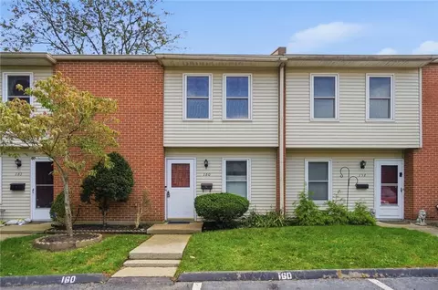 4564 Shawnray Dr #160, Middletown, OH 45044