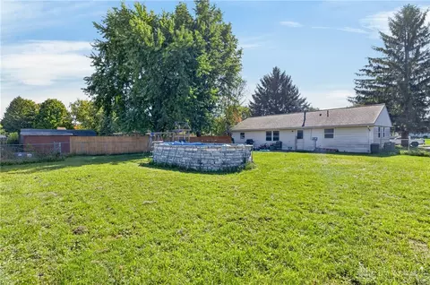 Exterior - 2026 Westboro Ave, Springfield, OH 45503 photo 5 of 6