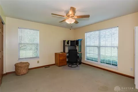 Bedroom - 9550 State Route 725 Pike, Germantown, OH 45327 photo 5 of 6