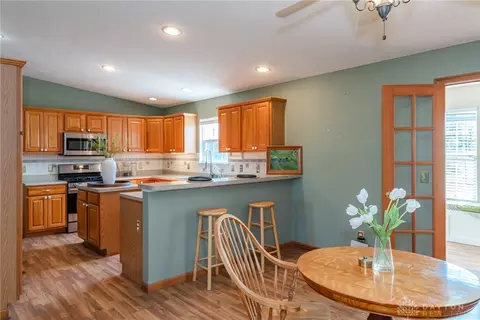 Kitchen - 9550 State Route 725 Pike, Germantown, OH 45327 photo 1 of 7