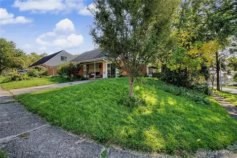 4900 Powell Rd, Huber Heights, OH 45424