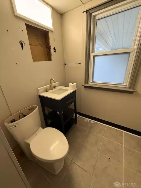 Bath - 1700 Norton Ave, Kettering, OH 45420 photo 3 of 6
