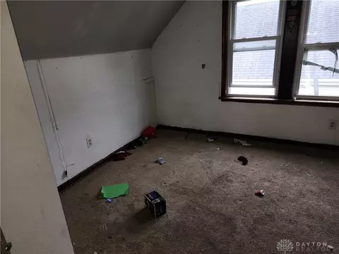 Bedroom - 1700 Norton Ave, Kettering, OH 45420 photo 2 of 3
