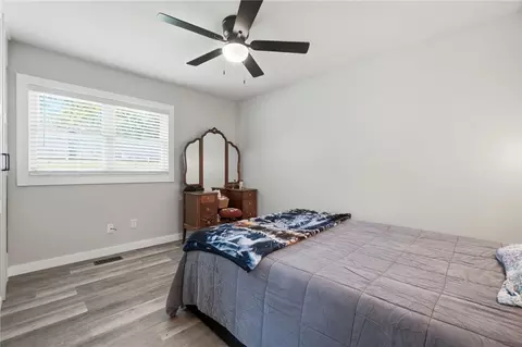 Bedroom - 3255 Erter Dr, Springfield, OH 45503 photo 5 of 10