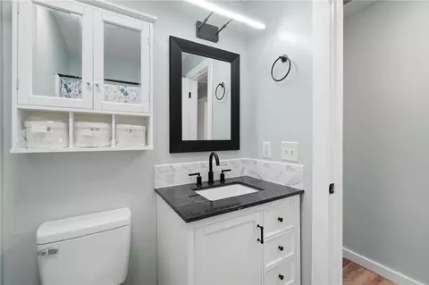 Bath - 3255 Erter Dr, Springfield, OH 45503 photo 4 of 5