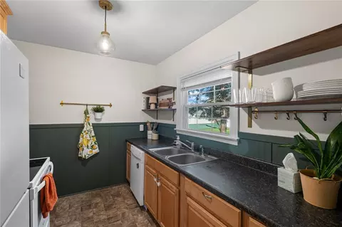 Kitchen - 1509 Springhill Ave, Kettering, OH 45409 photo 1 of 3
