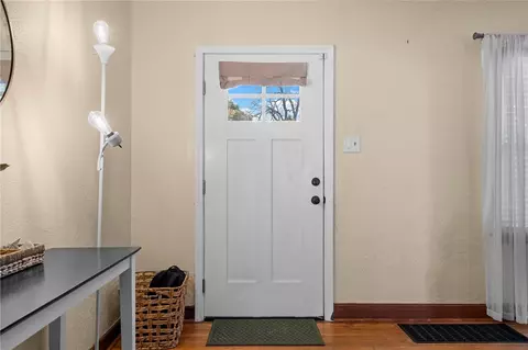 Entry Way - 1509 Springhill Ave, Kettering, OH 45409 photo 1 of 5