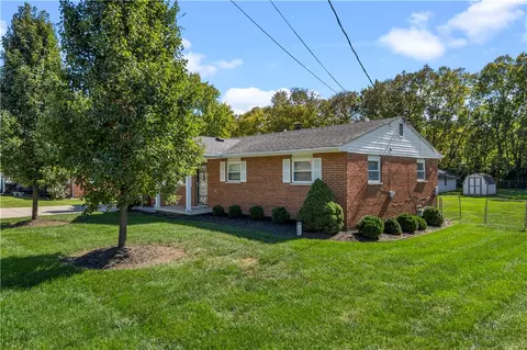 Exterior - 473 E Lomar Ave, Carlisle, OH 45005 photo 5 of 10