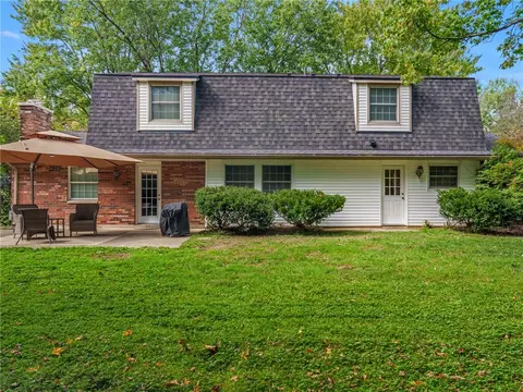 Exterior - 8710 Park Haven Pt, Centerville, OH 45458 photo 4 of 10