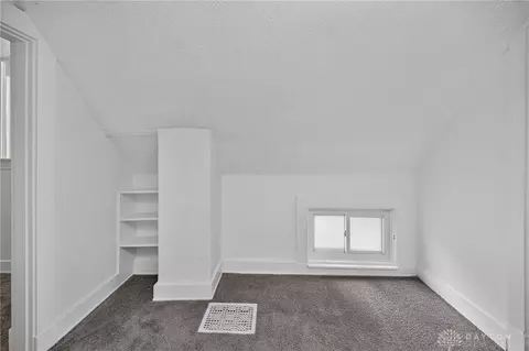 Bedroom - 4127 Flower Ave, Cincinnati, OH 45205 photo 5 of 8