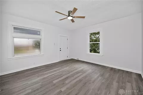 Living - 4127 Flower Ave, Cincinnati, OH 45205 photo 2 of 5