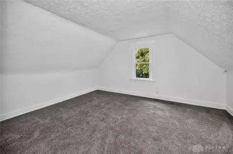 Bedroom - 4127 Flower Ave, Cincinnati, OH 45205 photo 4 of 8