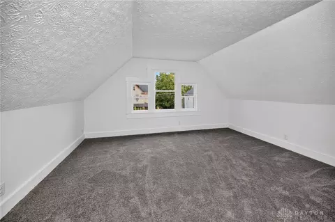 Bedroom - 4127 Flower Ave, Cincinnati, OH 45205 photo 7 of 8