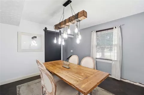 Dining - 3201 Ridgeview Ave, Kettering, OH 45409 photo 1 of 2