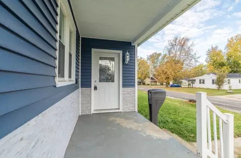 Exterior - 803 Dingman St, Sidney, OH 45365 photo 2 of 7