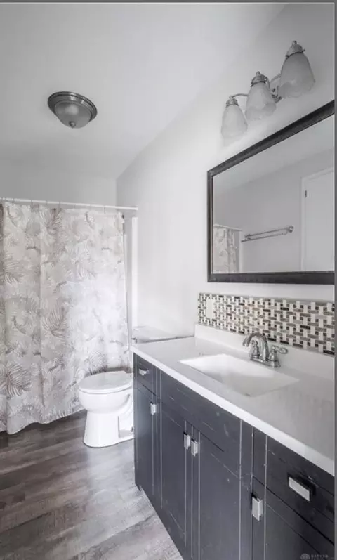 Bath - 803 Dingman St, Sidney, OH 45365 photo 1 of 1