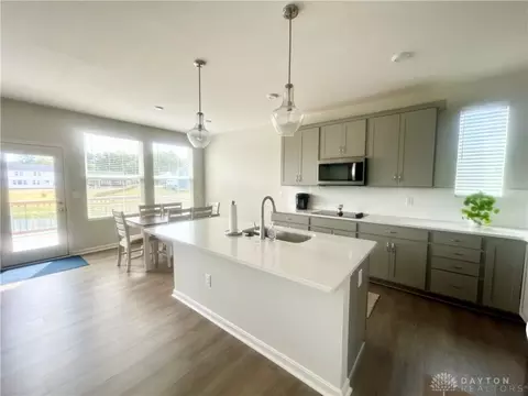 Kitchen - 5024 Ross Rdg, Morrow, OH 45152 photo 2 of 2