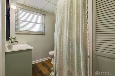 Bath - 5212 Ottawa Dr, Fairborn, OH 45324 photo 1 of 2