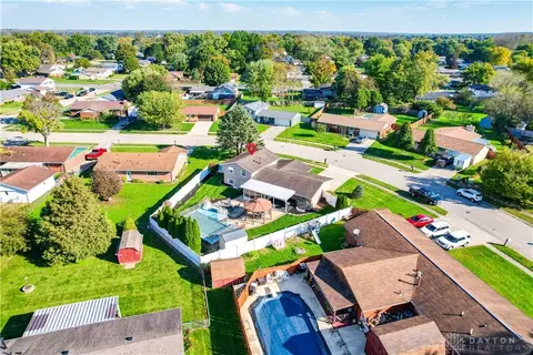 View/Area - 5212 Ottawa Dr, Fairborn, OH 45324 photo 2 of 5