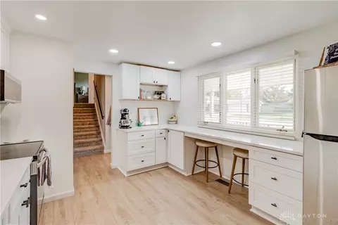Kitchen - 5212 Ottawa Dr, Fairborn, OH 45324 photo 2 of 4