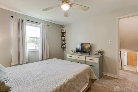 Bedroom - 5212 Ottawa Dr, Fairborn, OH 45324 photo 4 of 5