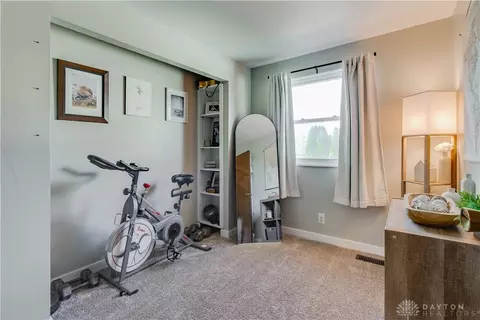 Bedroom - 5212 Ottawa Dr, Fairborn, OH 45324 photo 5 of 5