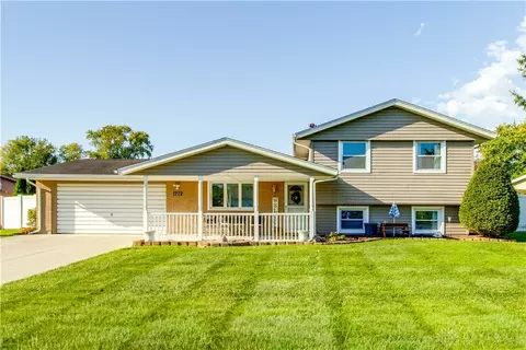 Exterior - 5212 Ottawa Dr, Fairborn, OH 45324 photo 3 of 12
